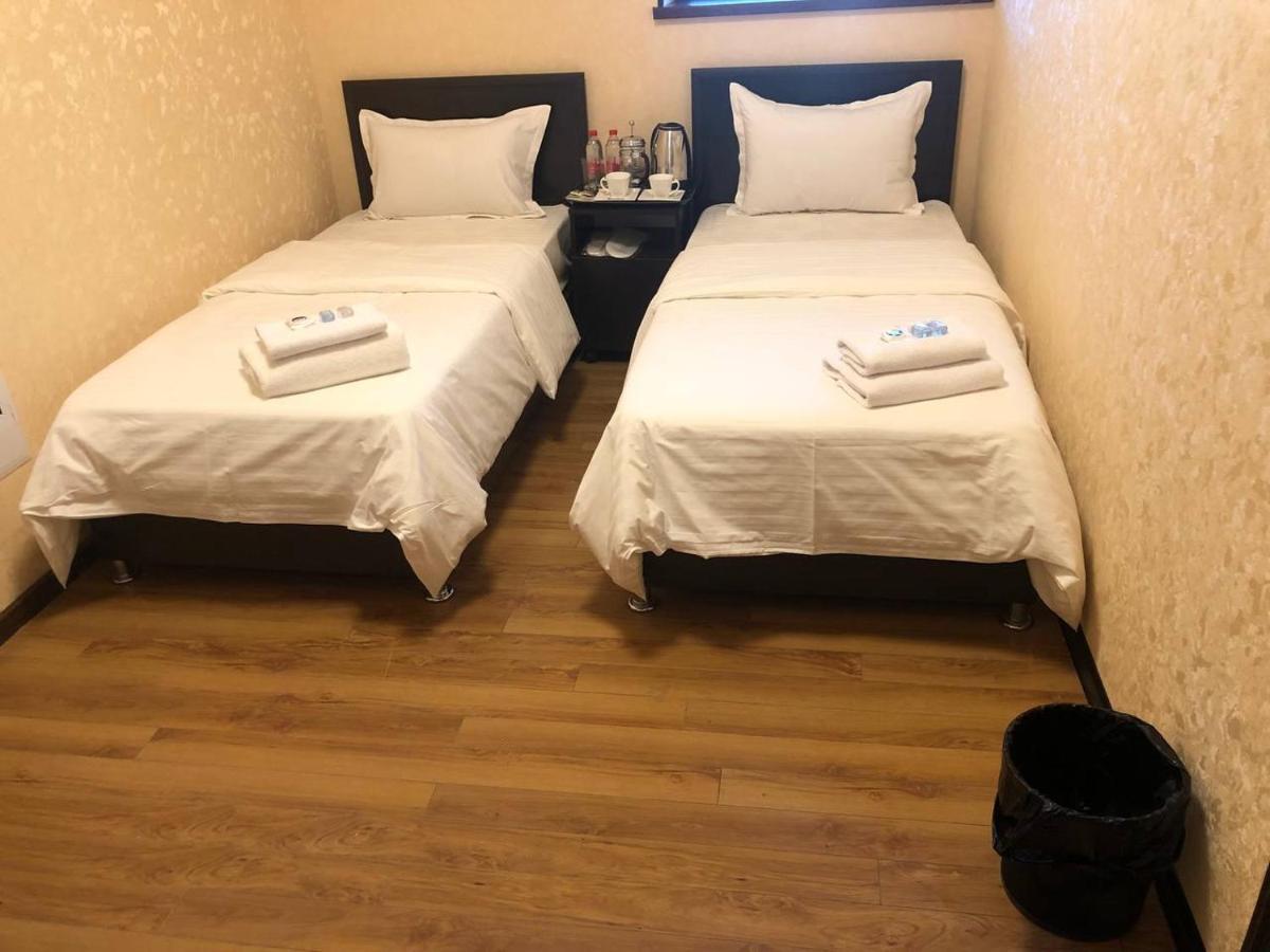 Hayot Hostel Tasjkent Eksteriør bilde