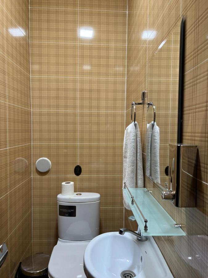 Hayot Hostel Tasjkent Eksteriør bilde